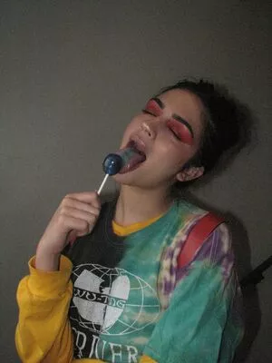 Foreigntrashbag Thumbnail Picture