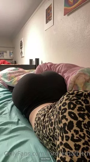 foreverdatbitch Profile Thumbnail
