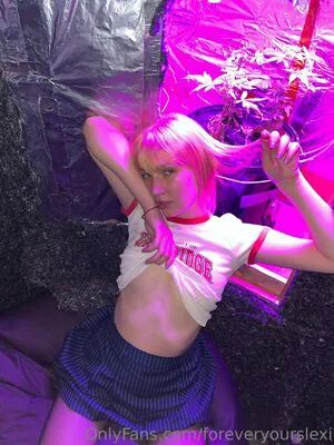 Foreveryourslexi Thumbnail Picture