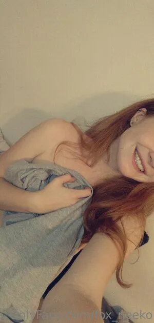 Fox Neko Thumbnail Picture