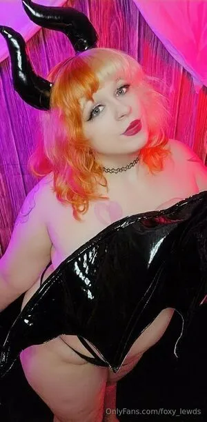 Foxy Lewds OnlyFans Leaked Free Thumbnail Picture - #v8LPi1Vids