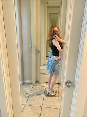 Francesca Capaldi OnlyFans Leaked Free Thumbnail Picture - #9aGOKthYRI
