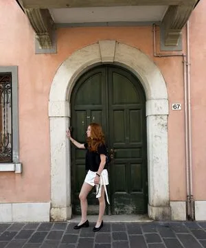 Francesca Capaldi OnlyFans Leaked Free Thumbnail Picture - #ADd9yqzYy3