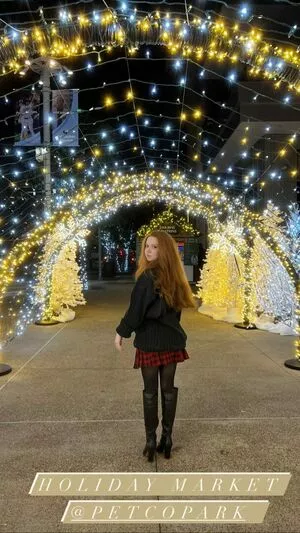 Francesca Capaldi OnlyFans Leaked Free Thumbnail Picture - #AXCWQiVp1c