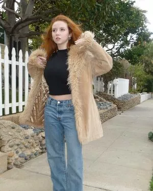 Francesca Capaldi OnlyFans Leaked Free Thumbnail Picture - #BddKa5TJO5