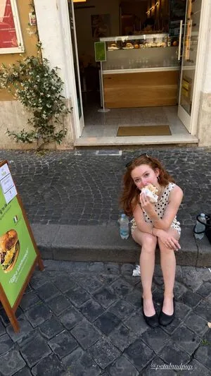 Francesca Capaldi OnlyFans Leaked Free Thumbnail Picture - #CTRZWC8YSi