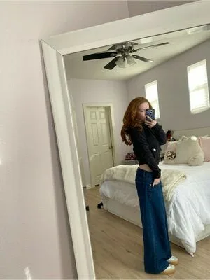 Francesca Capaldi OnlyFans Leaked Free Thumbnail Picture - #HmhzolamVz