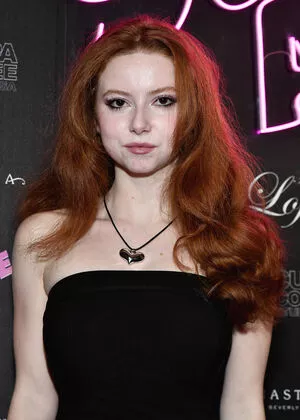 Francesca Capaldi OnlyFans Leaked Free Thumbnail Picture - #UDGNo81Hw8