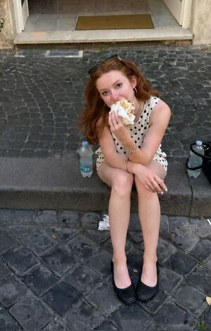 Francesca Capaldi OnlyFans Leaked Free Thumbnail Picture - #kDgILoamJ2