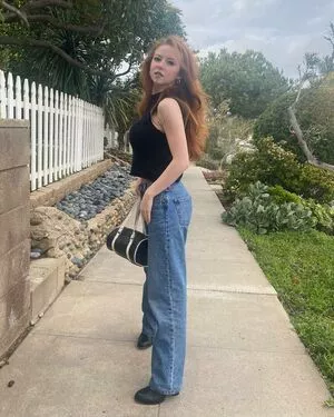 Francesca Capaldi OnlyFans Leaked Free Thumbnail Picture - #kUFFA2NWx1