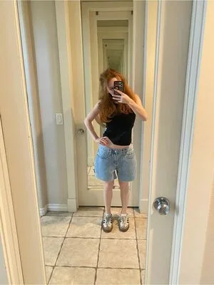 Francesca Capaldi OnlyFans Leaked Free Thumbnail Picture - #oi03M6vbun