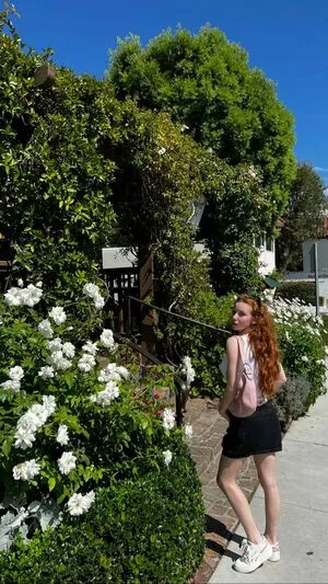 Francesca Capaldi OnlyFans Leaked Free Thumbnail Picture - #u1YC9B40Yg