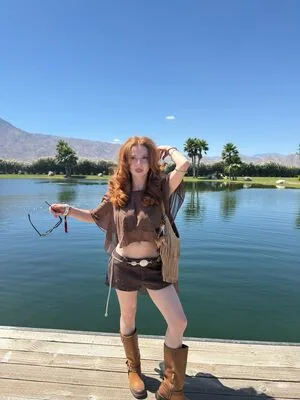 Francesca Capaldi OnlyFans Leaked Free Thumbnail Picture - #xbCGSetYwT
