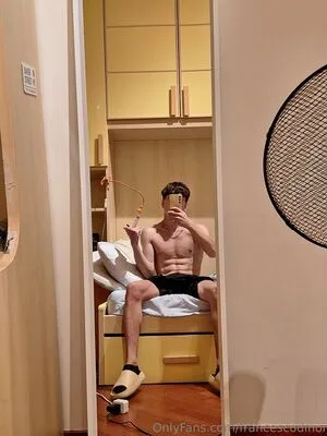 Francescodinoi OnlyFans Leaked Free Thumbnail Picture - #S4WhSPCG1h