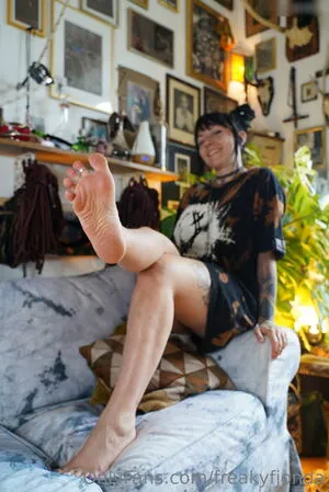 Freakyfjonda Thumbnail Picture