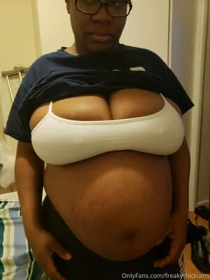 Freakythickums OnlyFans Leaked Free Thumbnail Picture - #BsFaSbiljd