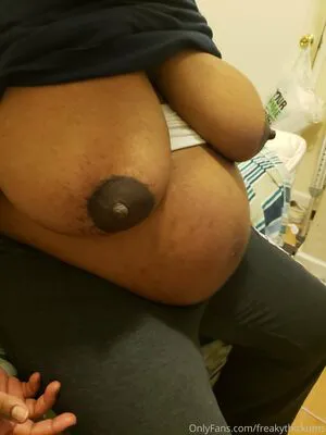 Freakythickums Thumbnail Picture