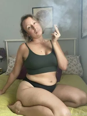 Free Coochie Thumbnail Picture