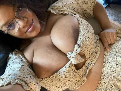 Freelearalove OnlyFans Leaked Free Thumbnail Picture - #YXLoBJM4Zp