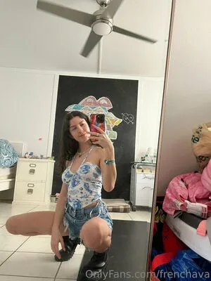 Frenchava OnlyFans Leaked Free Thumbnail Picture - #iMYAxuDng3