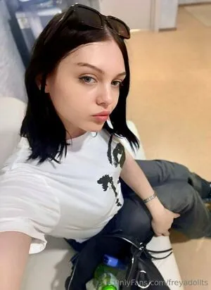 Freyadollts OnlyFans Leaked Free Thumbnail Picture - #omMuCYLXS3