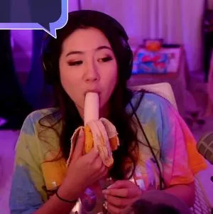 Fuslie OnlyFans Leaked Free Thumbnail Picture - #0GeEFXQAky
