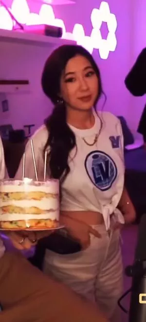 Fuslie OnlyFans Leaked Free Thumbnail Picture - #FVvdiDi3hD