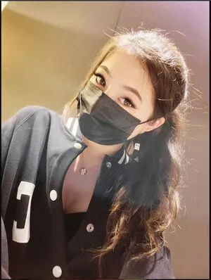 Fuslie OnlyFans Leaked Free Thumbnail Picture - #IRWnbOFolV