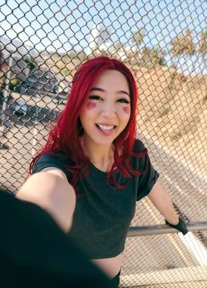 Fuslie OnlyFans Leaked Free Thumbnail Picture - #JXPwnakmRT