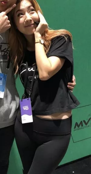 Fuslie OnlyFans Leaked Free Thumbnail Picture - #WNEMxTqMpE
