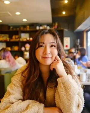 Fuslie OnlyFans Leaked Free Thumbnail Picture - #YAUHlu28DZ