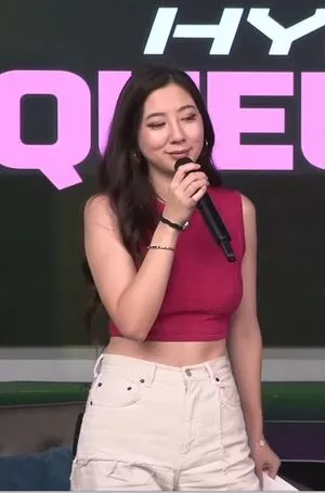 Fuslie OnlyFans Leaked Free Thumbnail Picture - #dXUkhCthMy