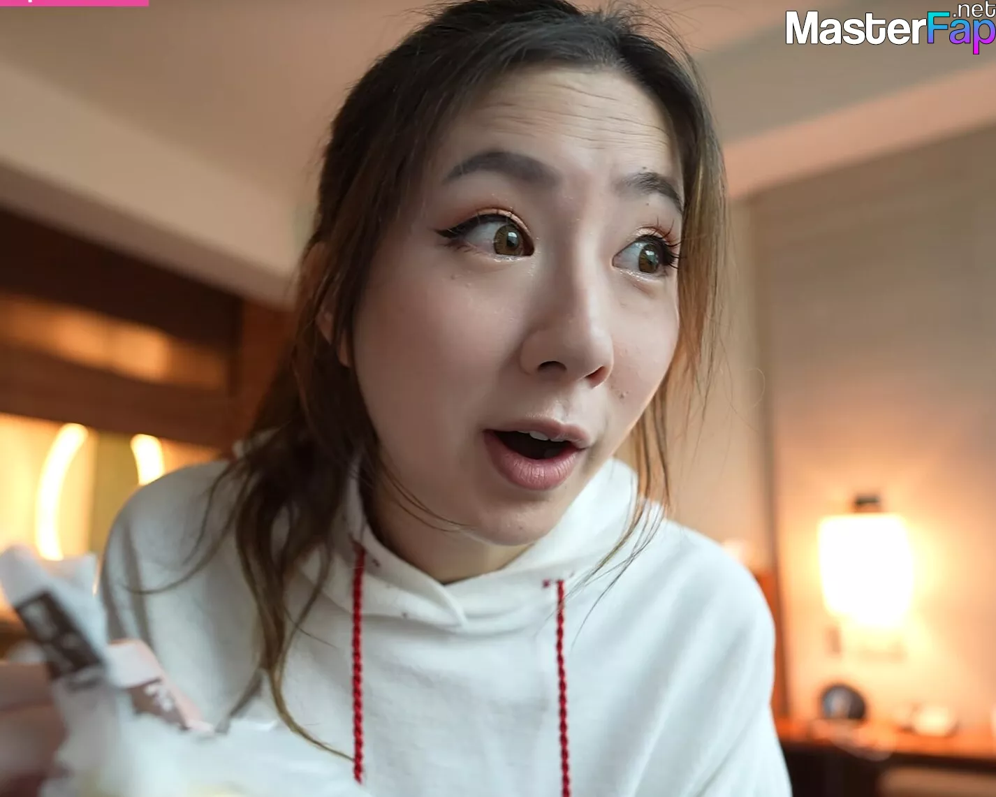 Fuslie nude