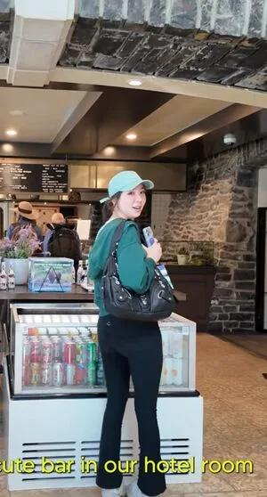 Fuslie OnlyFans Leaked Free Thumbnail Picture - #mah4onoePI