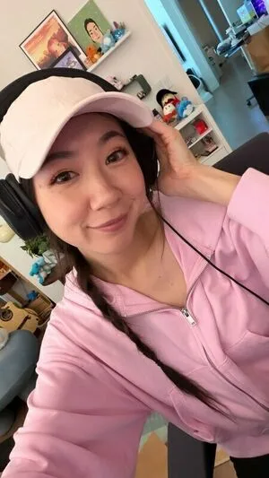 Fuslie OnlyFans Leaked Free Thumbnail Picture - #nDr527LABF