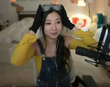 Fuslie OnlyFans Leaked Free Thumbnail Picture - #nV4Zkf56uf