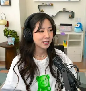 Fuslie OnlyFans Leaked Free Thumbnail Picture - #t8cvNYwLoA