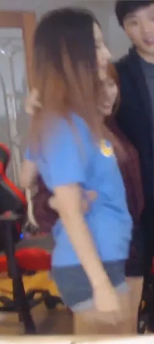 Fuslie OnlyFans Leaked Free Thumbnail Picture - #tfD4cPMdm9