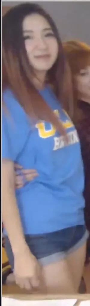 Fuslie OnlyFans Leaked Free Thumbnail Picture - #xPOUXvhqk5