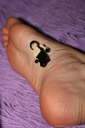 Gabbiefeet OnlyFans Leaked Free Thumbnail Picture - #sC2JImMsKE