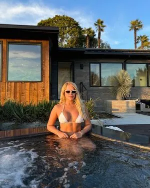 Gabi Lopes OnlyFans Leaked Free Thumbnail Picture - #NeSACxgiDd