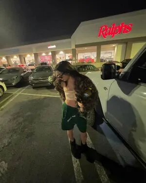 Gabi Shu Thumbnail Picture