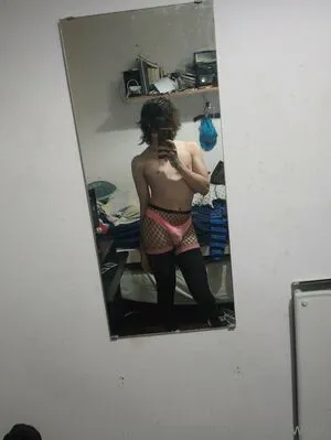 Gayasslawren Thumbnail Picture