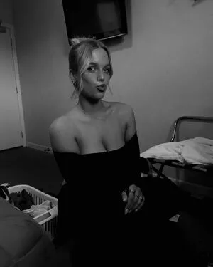 Georgie Cunningham Thumbnail Picture