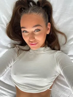 Georgina Rose Thumbnail Picture