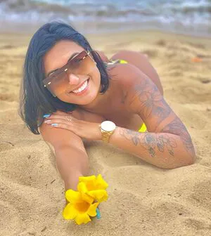 Gi Souza Thumbnail Picture