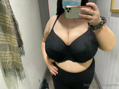 Gigantits OnlyFans Leaked Free Thumbnail Picture - #SVfYk3wl38
