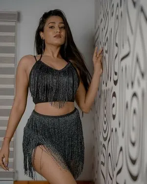 Gima Ashi Garima Chaurasia Thumbnail Picture