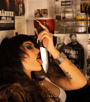 Gina Alicia Thumbnail Picture
