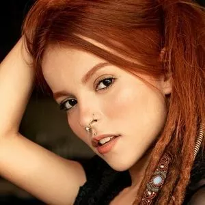 Giovanna Jung Thumbnail Picture